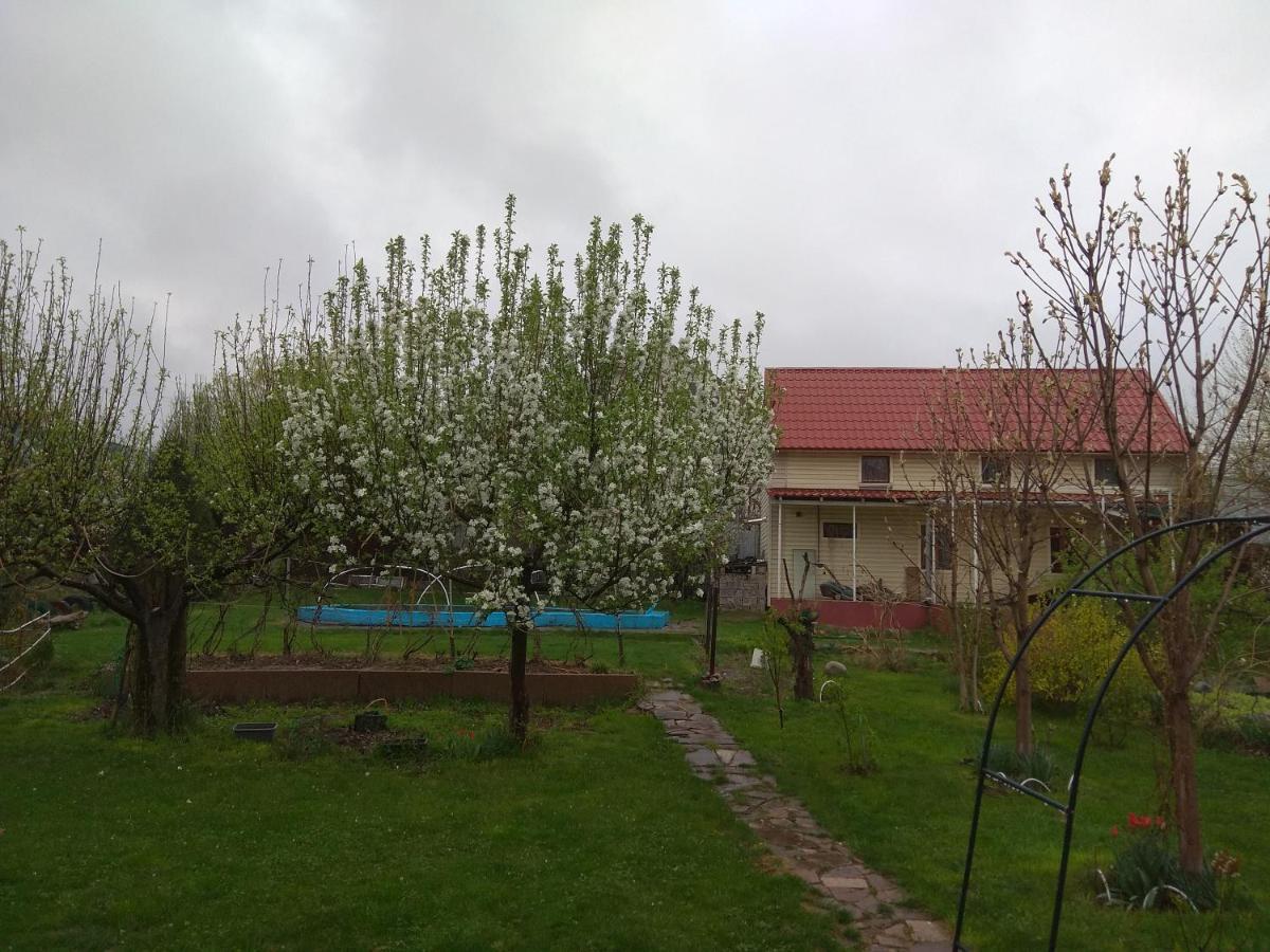 Garden House Bed & Breakfast Almaty Eksteriør bilde